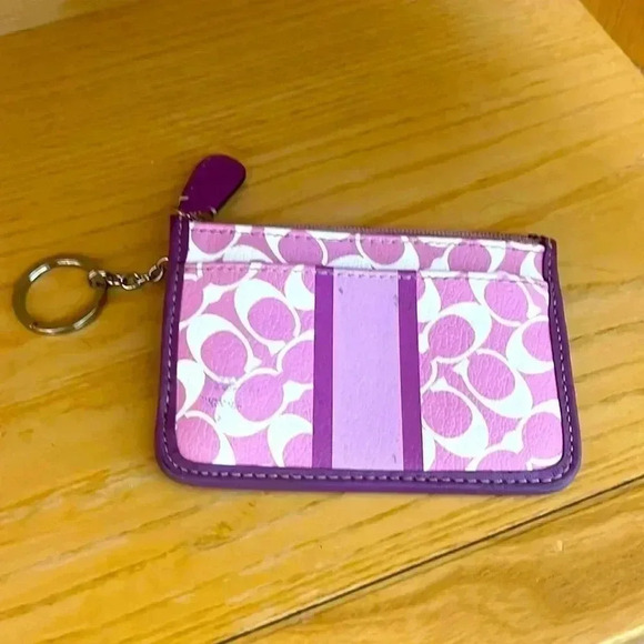 Pink Coach Chelsea Signature keychain Card Holder/Wallet - Picture 1 of 5